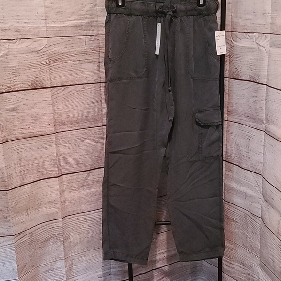 Sanctuary DISTRESSED CARGO PANTS NWT - Picture 1 of 9
